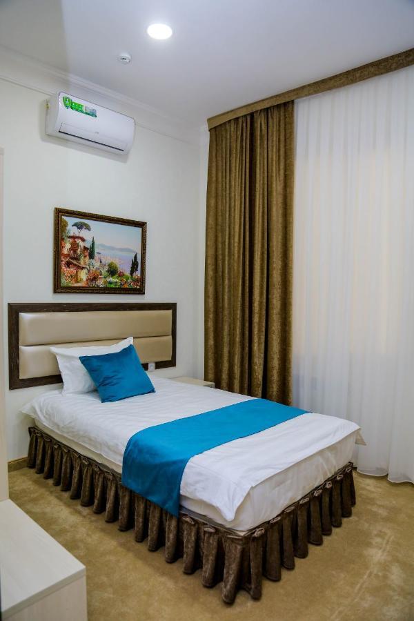 Hotel Globus Tashkent Exterior foto