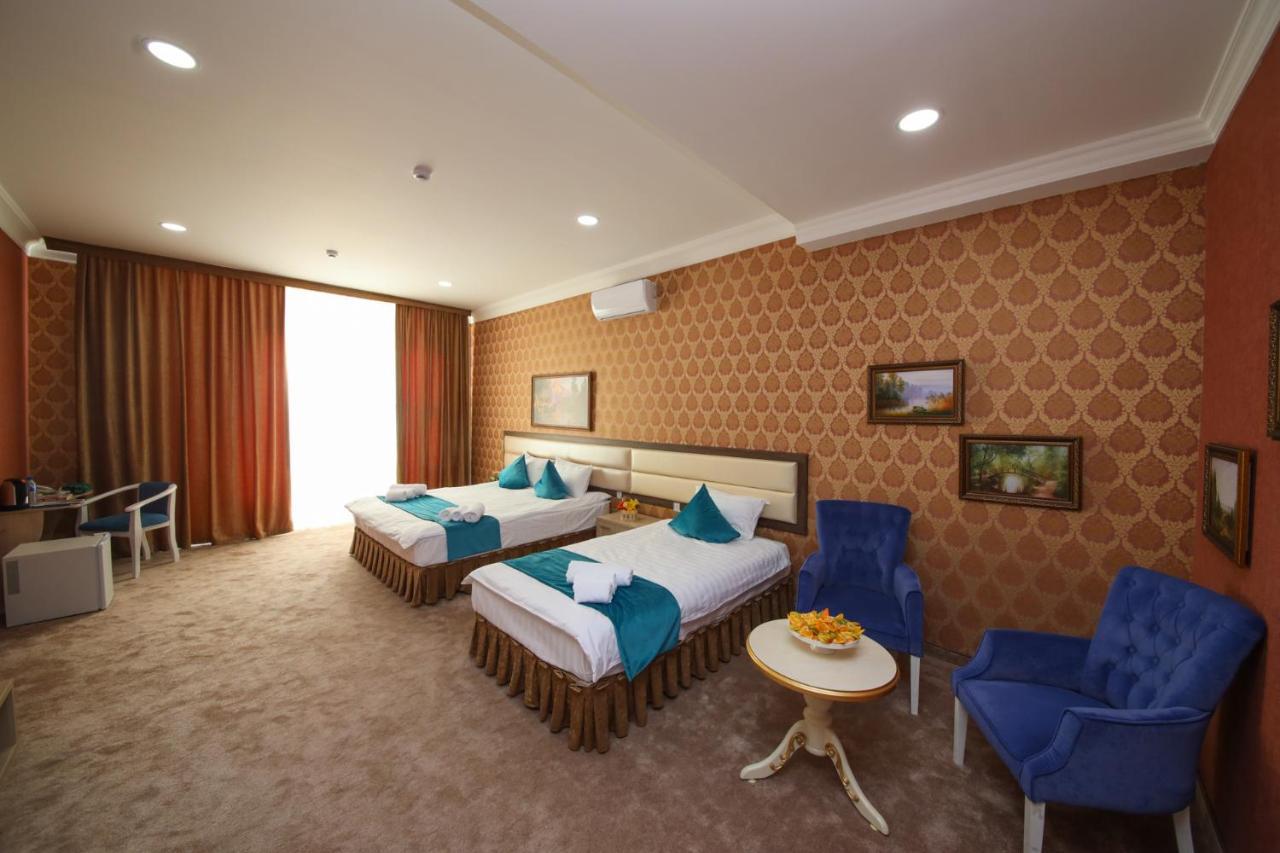Hotel Globus Tashkent Exterior foto