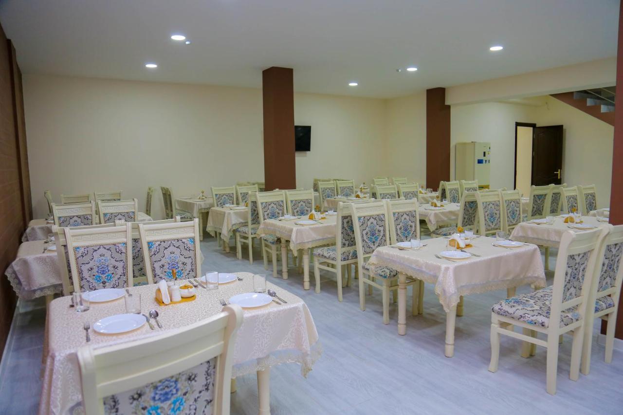 Hotel Globus Tashkent Exterior foto