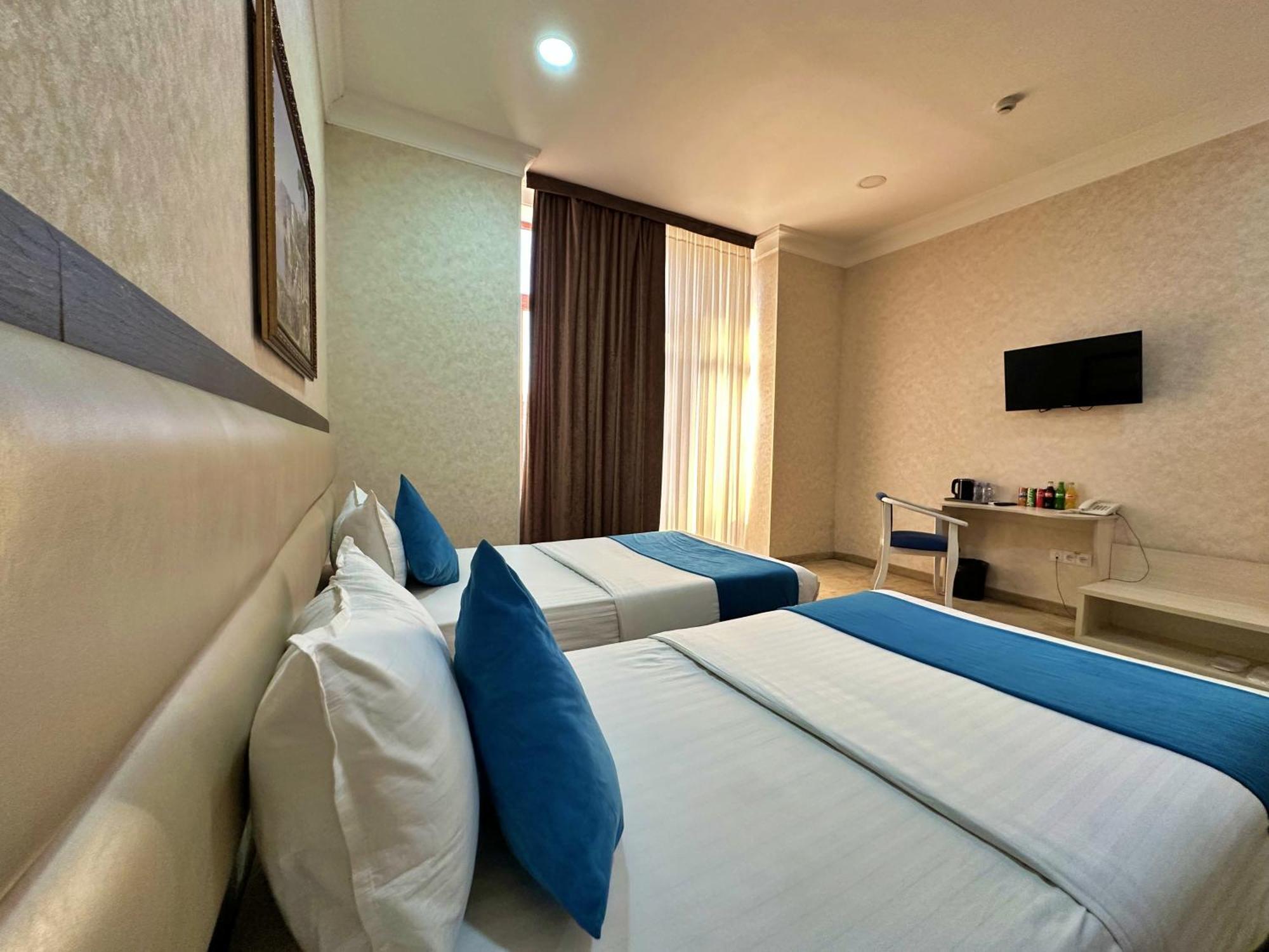 Hotel Globus Tashkent Exterior foto