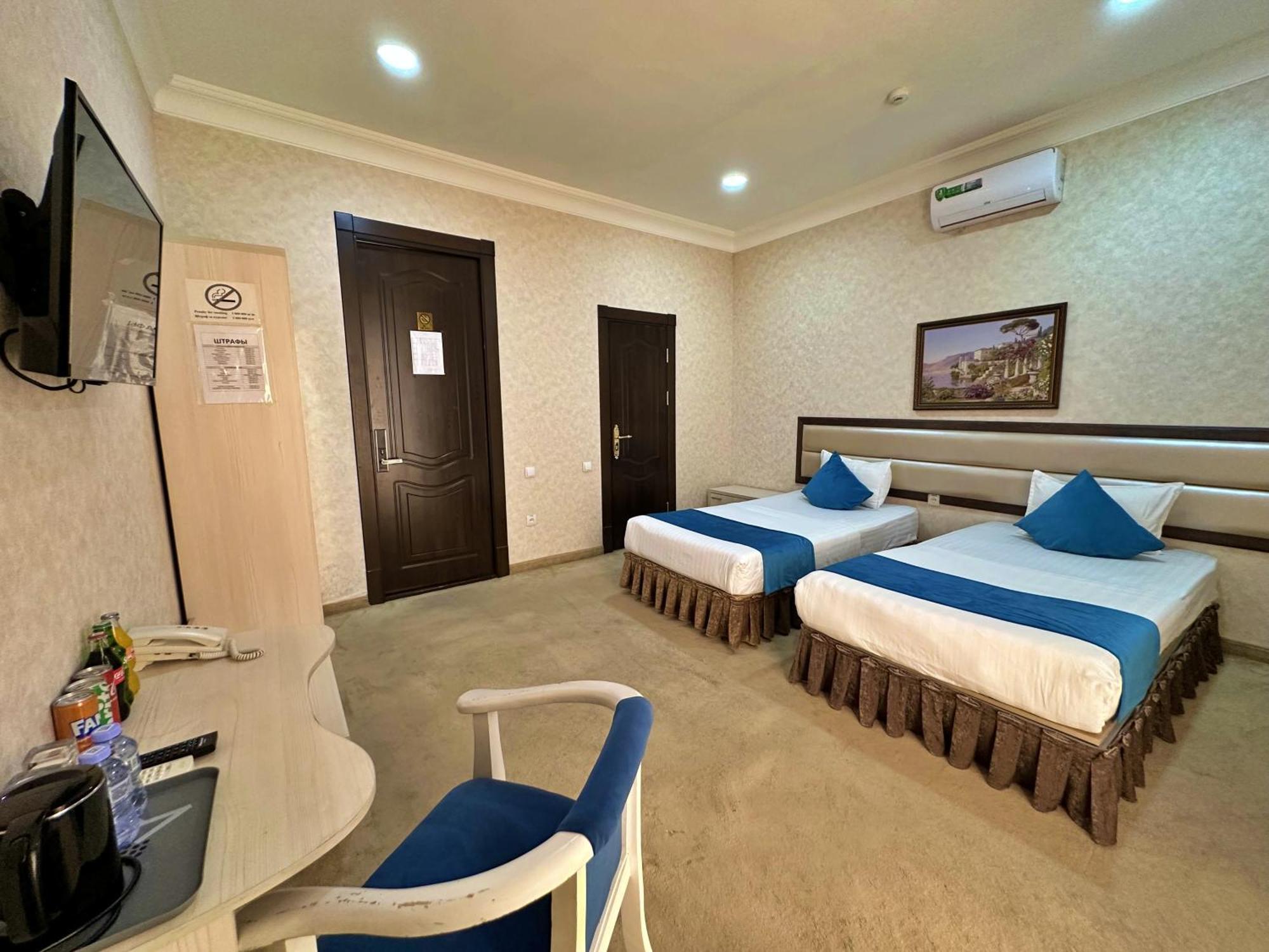 Hotel Globus Tashkent Exterior foto